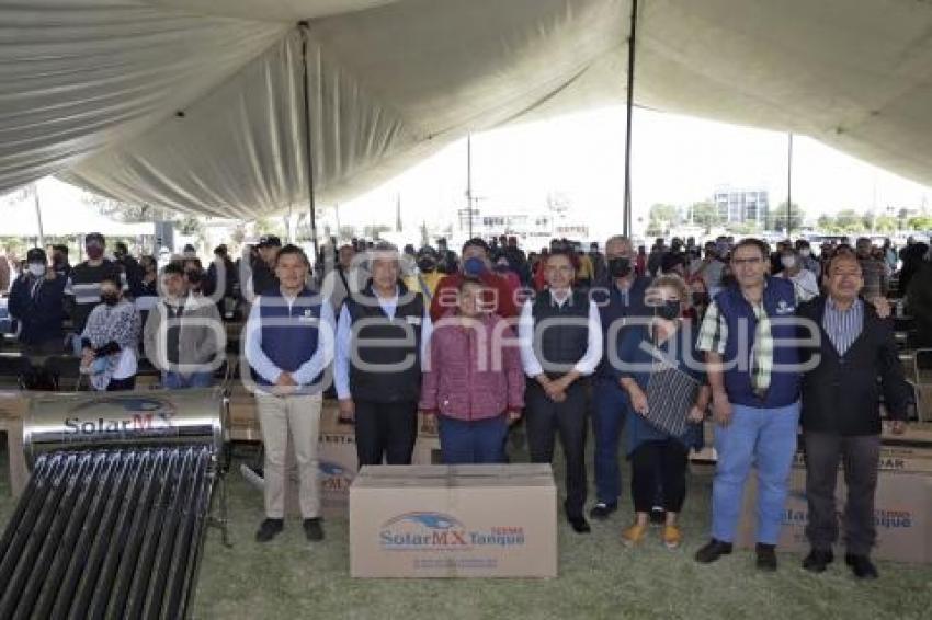 SAN ANDRÉS CHOLULA . ENTREGA CALENTADORES SOLARES