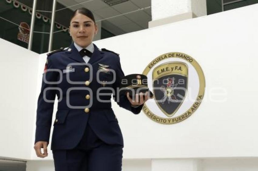 EJÉRCITO . CONTROLADORES TRÁFICO AÉREO