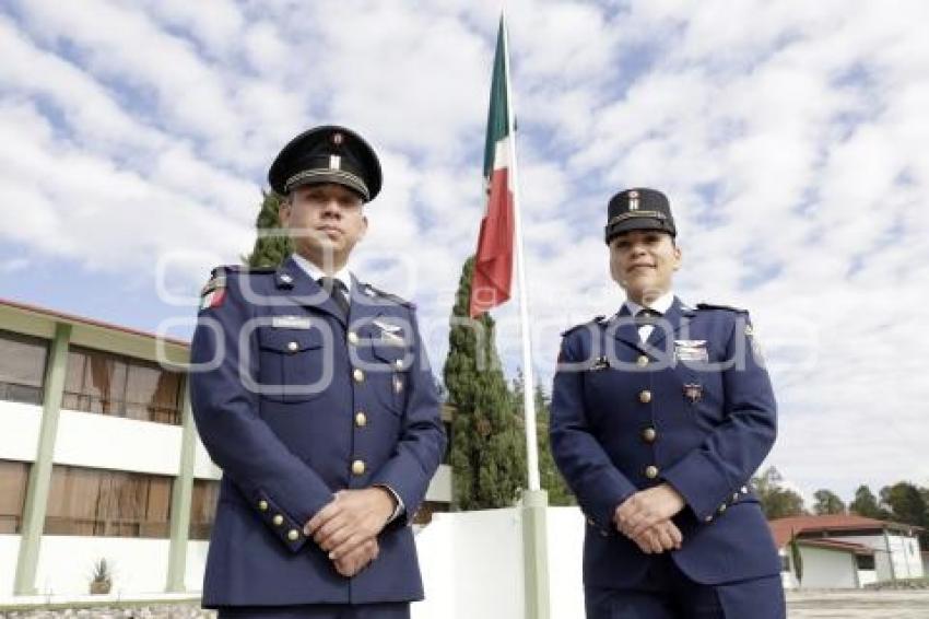 EJÉRCITO . CONTROLADORES TRÁFICO AÉREO