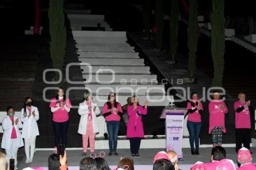 TLAXCALA . ILUMINACIÓN ROSA