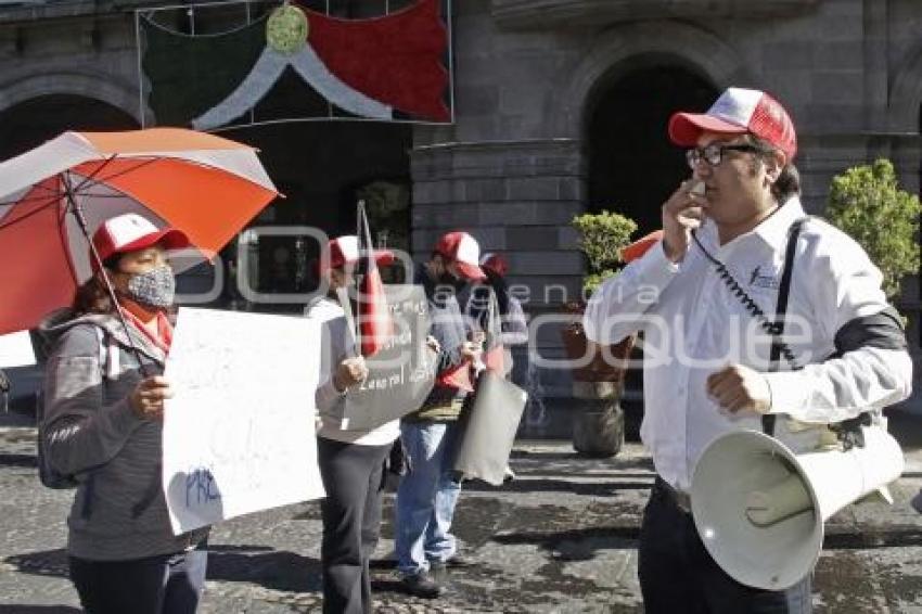 TRABAJADORES TALAVERA URIARTE