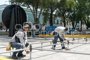 TLAXCALA . COLOCACIÓN DE GRADAS