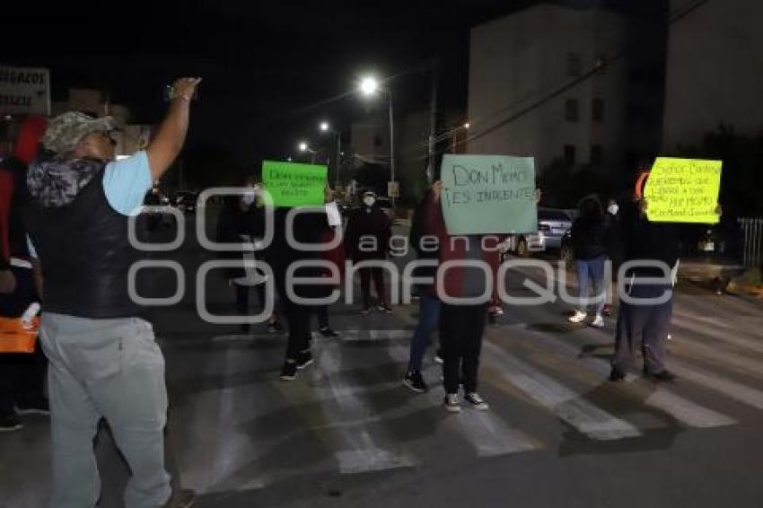 PROTESTA VECINOS VILLA FRONTERA