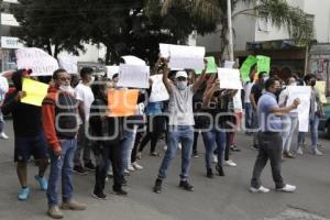 MANIFESTACIÓN . VILLA FRONTERA