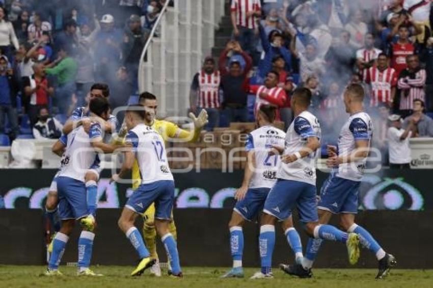 FÚTBOL . PUEBLA VS CHIVAS