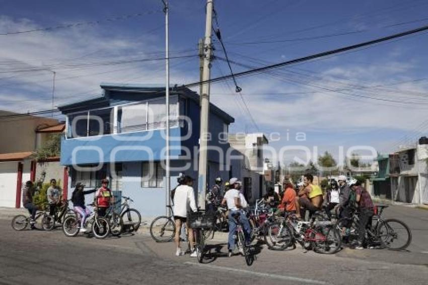 BICICLETA BLANCA 