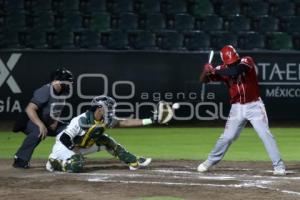 BÉISBOL . PERICOS VS AGUILAS-LEONES