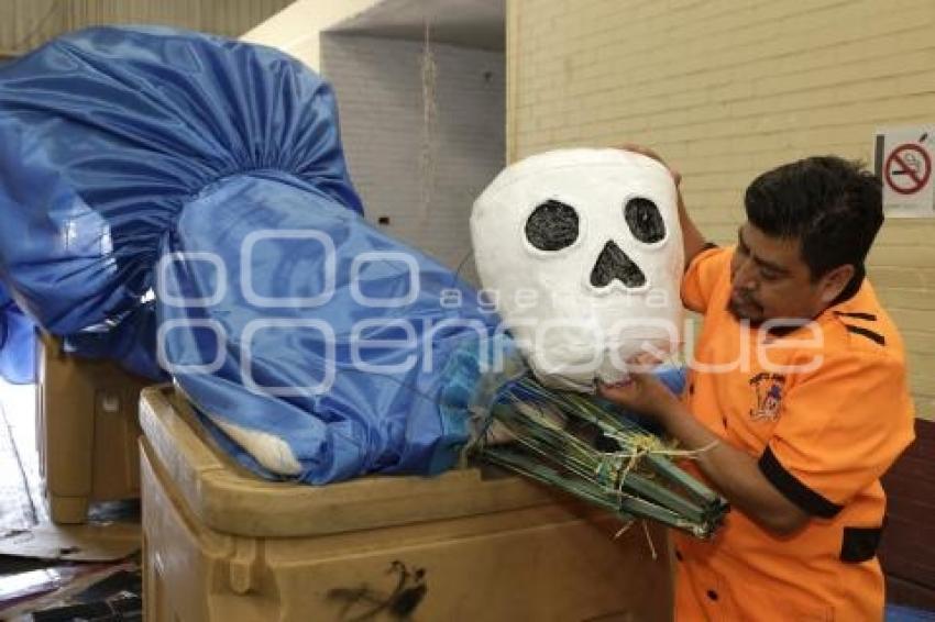 CATRINA MONUMENTAL