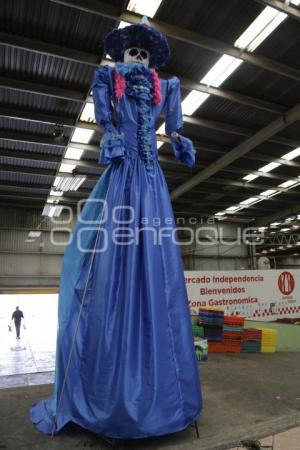 CATRINA MONUMENTAL