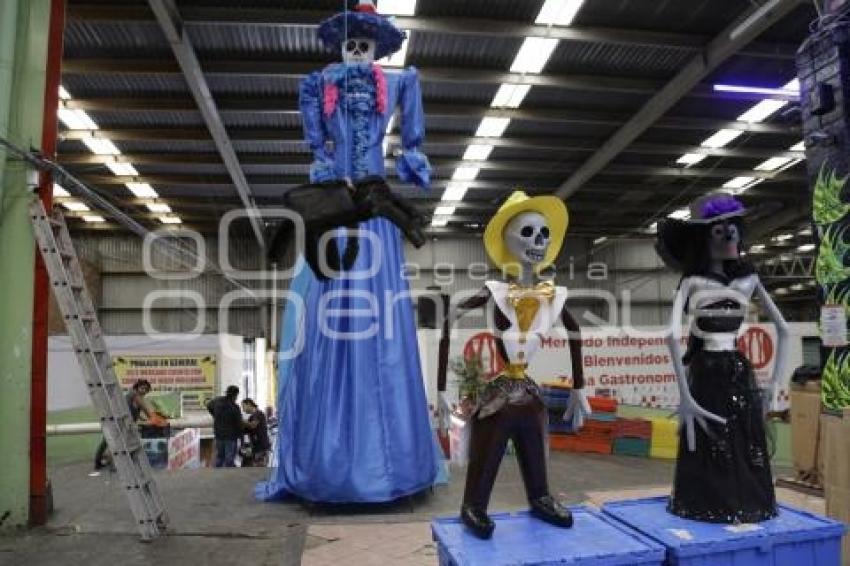 CATRINA MONUMENTAL