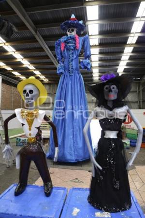 CATRINA MONUMENTAL