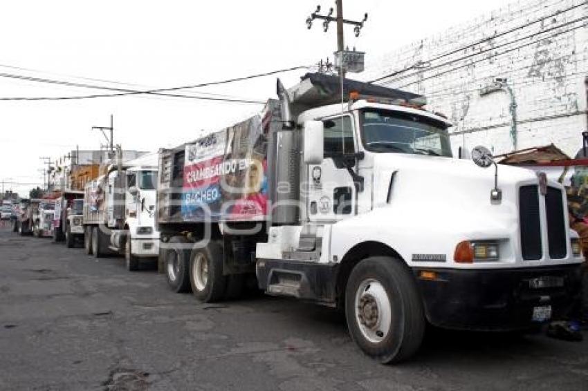 AYUNTAMIENTO .  BACHEO LA ACOCOTA