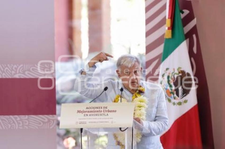 AMLO . AYOXUTLA