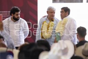 AMLO . AYOXUTLA