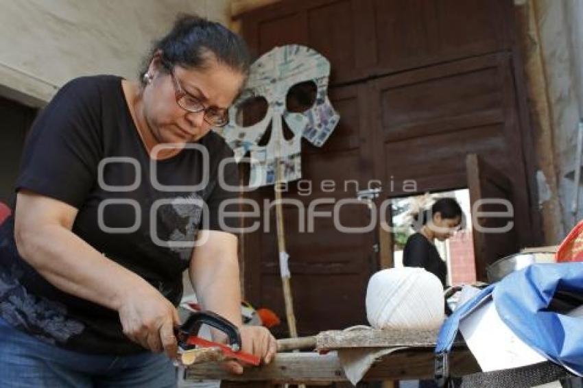 TAMALISTAS . ELABORACIÓN CATRINAS