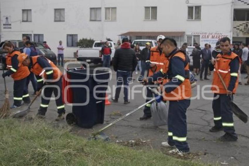 AYUNTAMIENTO . LIMPIEZA URBANA