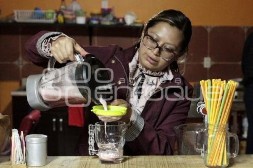 TLAXCALA . PULQUE TEMPORADA MUERTOS