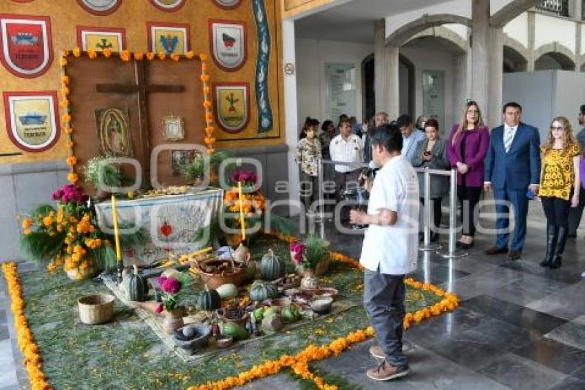 TLAXCALA . OFRENDA CONGRESO