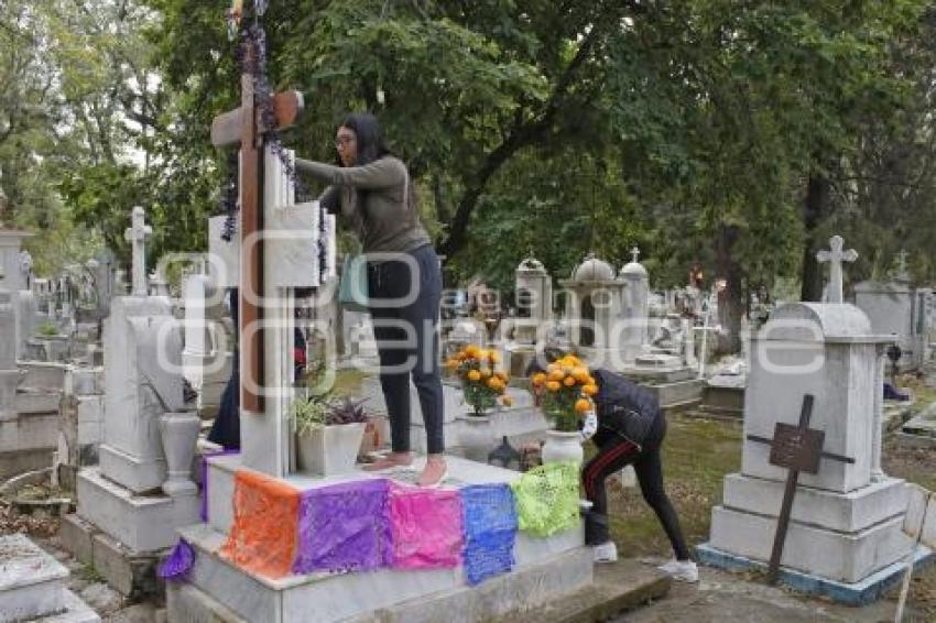 OPERATIVO TODOS LOS SANTOS