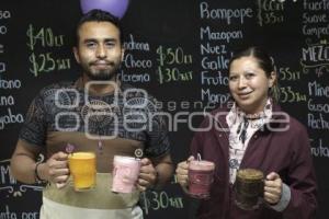 TLAXCALA . PULQUE TEMPORADA MUERTOS