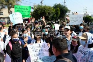 TLAXCALA . PROTESTA UNIVERSITARIA