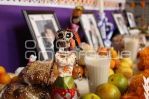 ATLIXCO . OFRENDA COMUNICADORES