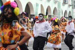 TLAXCALA . DESFILE DÍA DE MUERTOS