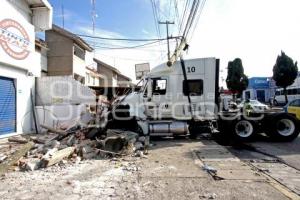 SEGURIDAD . CHOQUE TRAILER