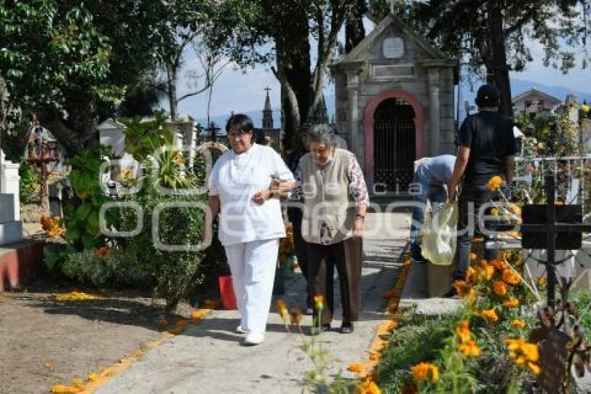 TLAXCALA . PANTEÓN MUNICIPAL