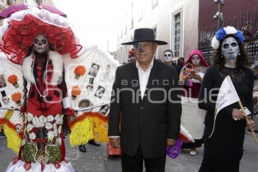 DESFILE DE CATRINAS