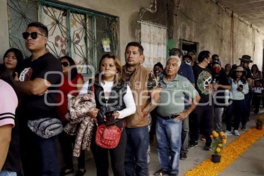 HUAQUECHULA . OFRENDA MONUMENTAL