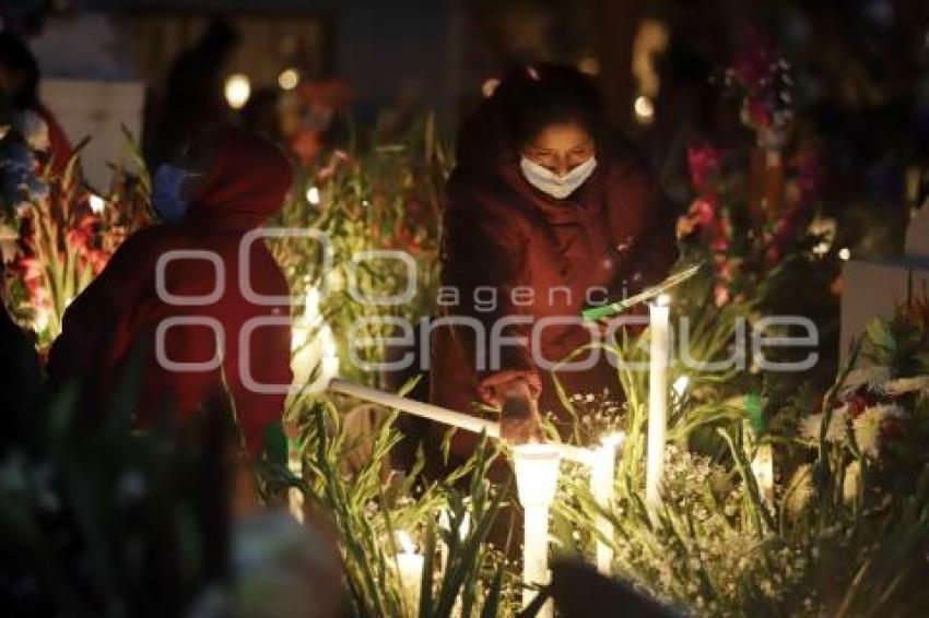 XOCHITLÁN TODOS SANTOS . VELADA