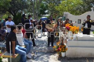 TEHUACÁN . DÍA DE MUERTOS