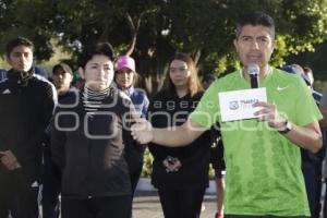 AYUNTAMIENTO . CARRERA CON CADETES