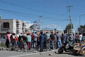 TLAXCALA . BLOQUEO AYECAC