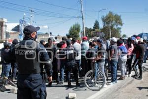 TLAXCALA . BLOQUEO AYECAC