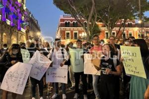 MANIFESTACIÓN . DETENCIÓN DE JÓVENES