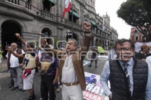 MANIFESTANTES ENFRENTAMIENTO