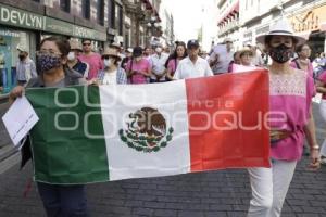 MARCHA DEFENSA DEL INE