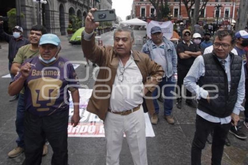 MANIFESTACIÓN . PARQUÍMETROS