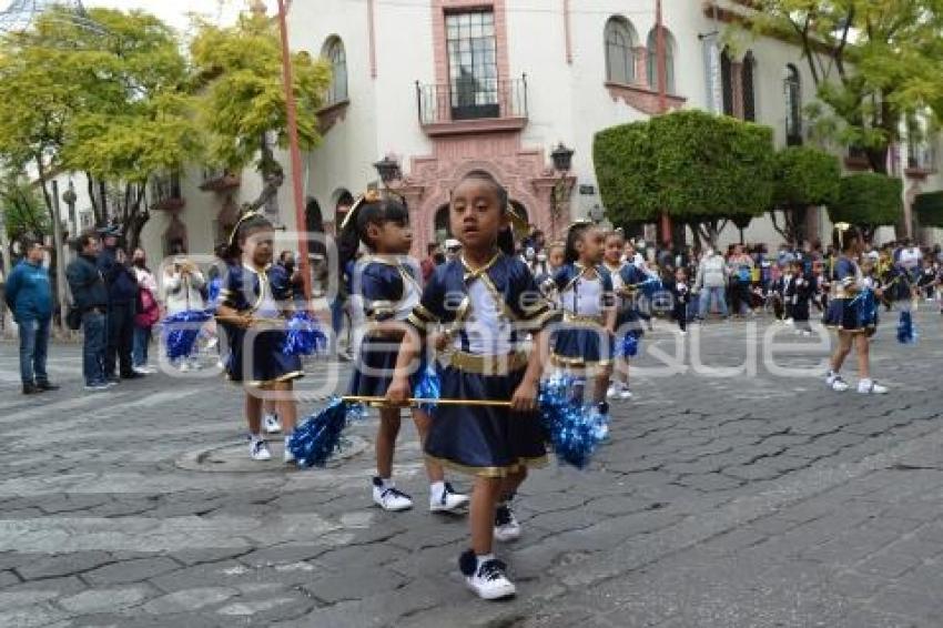 TEHUACÁN . DESFILE