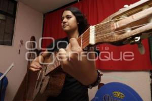 DÍA DEL MÚSICO . MARIACHI FEMENIL