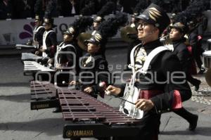 DESFILE . REVOLUCIÓN MEXICANA