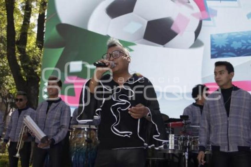 MUNDIAL FÚTBOL . ZÓCALO