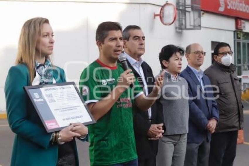 AYUNTAMIENTO . APERTURA A LA PALABRA