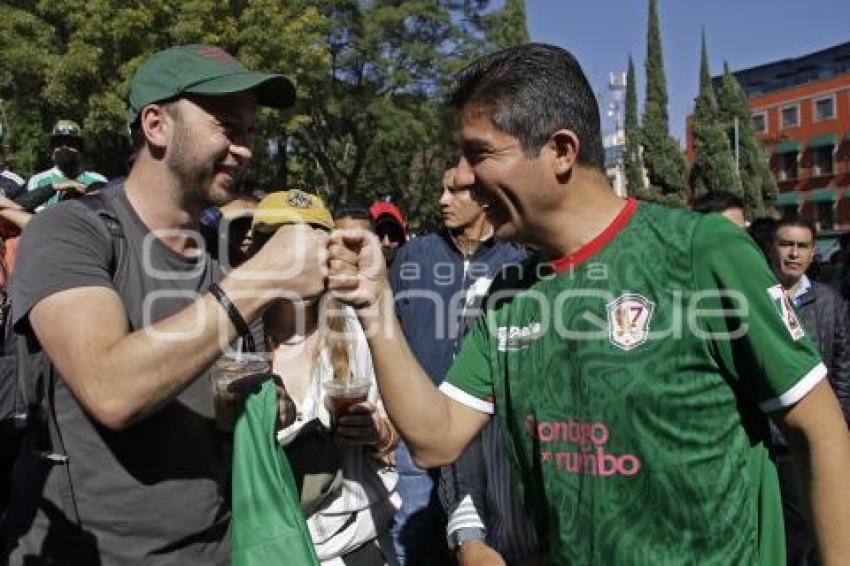 MUNDIAL FÚTBOL . ZÓCALO