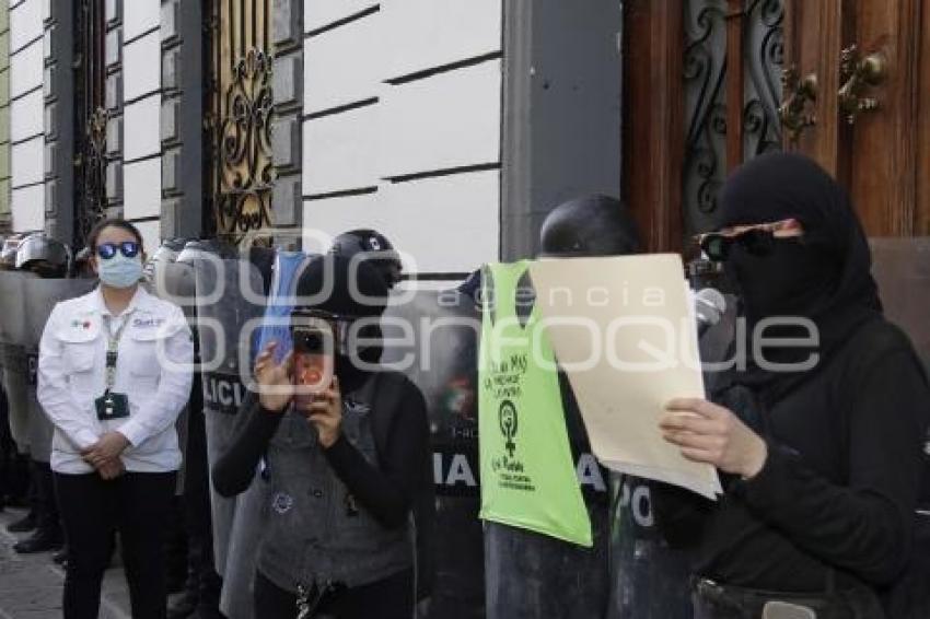 DÍA NARANJA . MARCHA FEMINISTAS