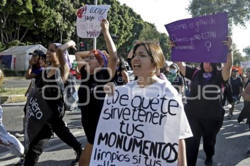 DÍA NARANJA . MARCHA FEMINISTAS