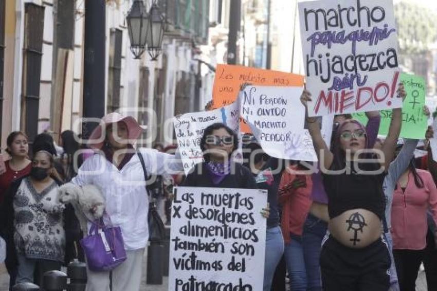 DÍA NARANJA . MARCHA FEMINISTAS