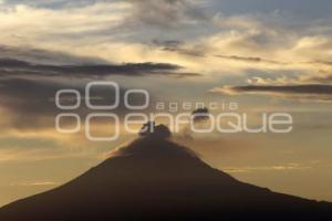 ATARDECER . VOLCÁN POPOCATÉPETL